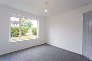 Sitting Room- click for photo gallery